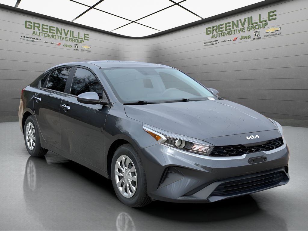 2024 Kia Forte LX - Gravity Gray exterior view 9
