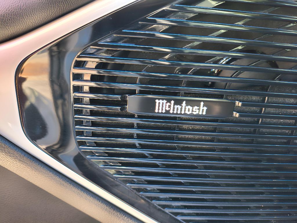 2022 Jeep Wagoneer Series III - Silver Zynith exterior view 16