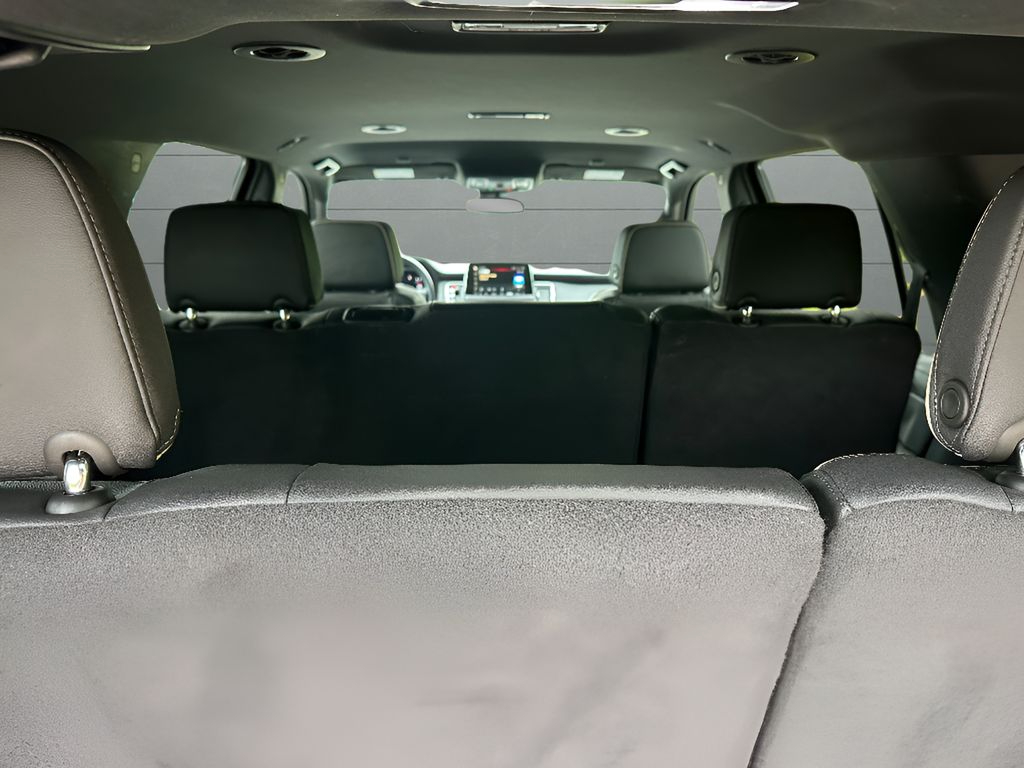 Used 2024 GMC Yukon SLT 4x4