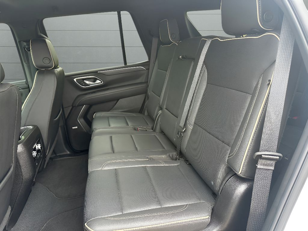 Used 2024 GMC Yukon SLT 4x4