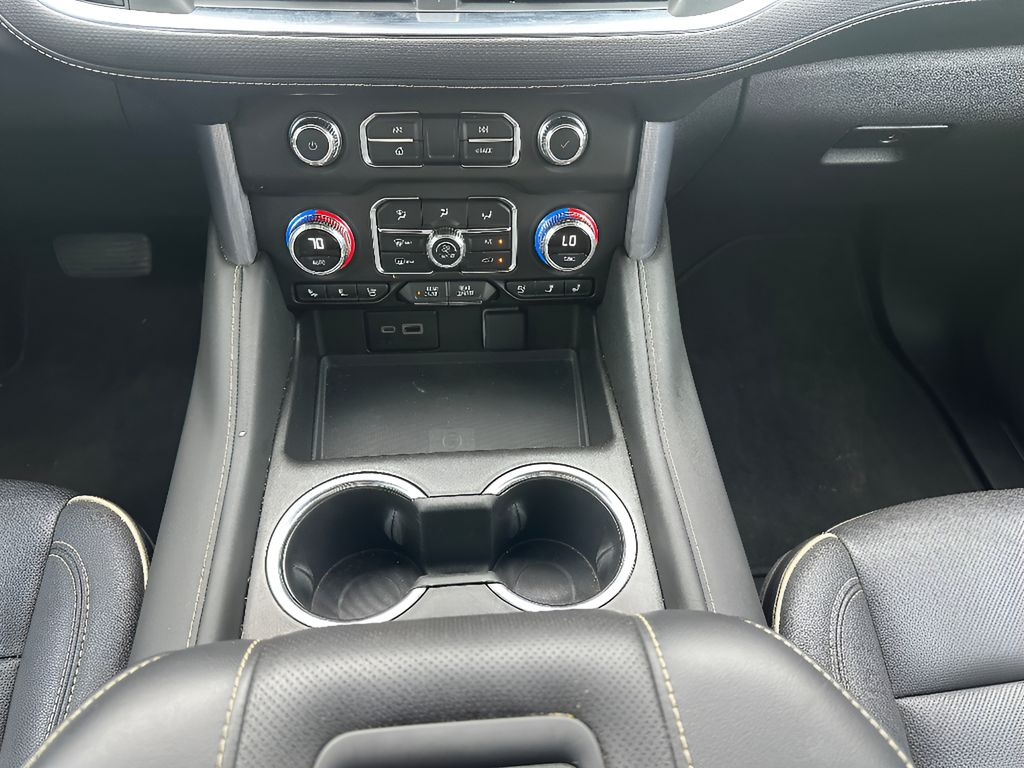 Used 2024 GMC Yukon SLT 4x4