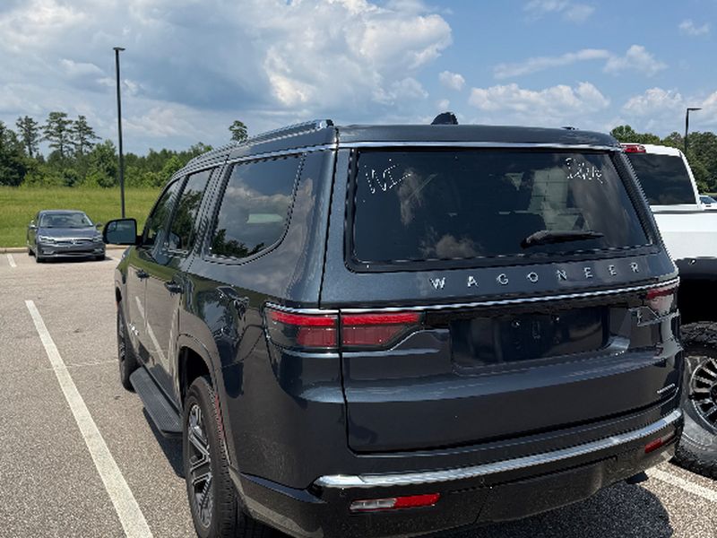 Used 2024 Jeep Wagoneer Series II