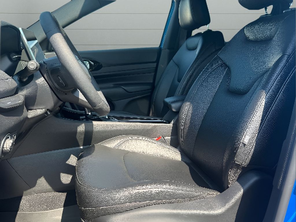 2026 Jeep Compass Limited Altitude - Hydro Blue Pearlcoat exterior view 11