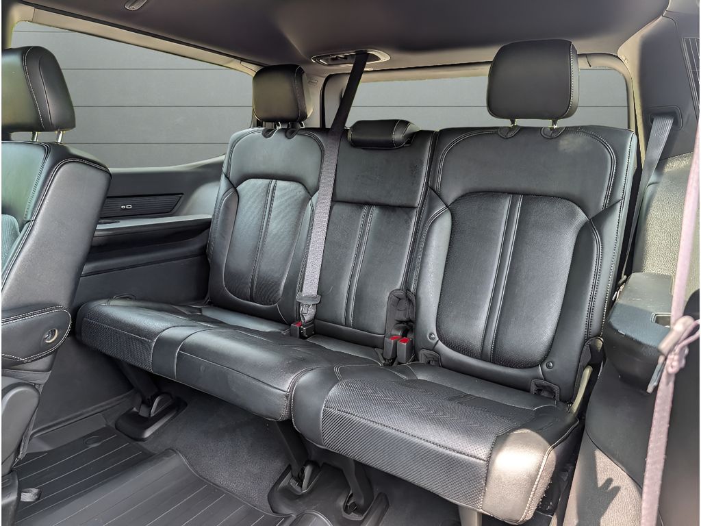 Used 2024 Jeep Wagoneer Series II