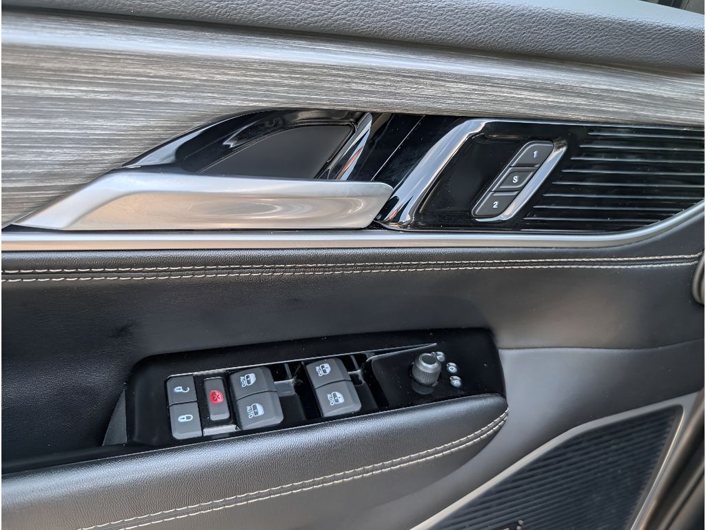 Used 2024 Jeep Wagoneer Series II