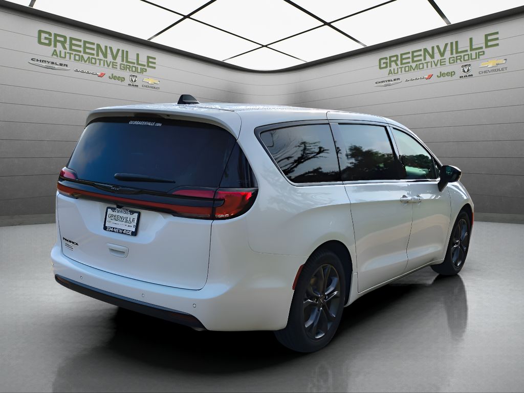 New 2026 Chrysler Pacifica Select 100TH Anniversary Edition