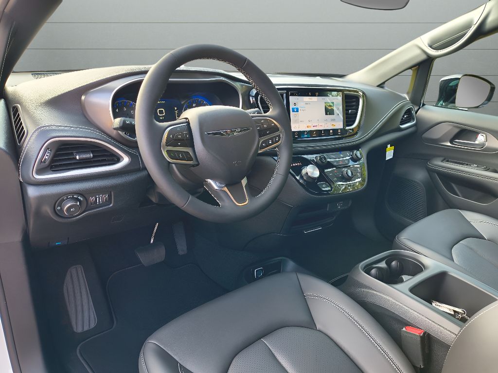 New 2026 Chrysler Pacifica Select 100TH Anniversary Edition