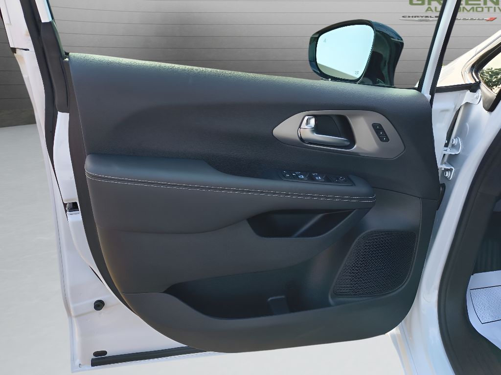 New 2026 Chrysler Pacifica Select 100TH Anniversary Edition