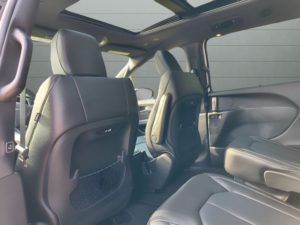 New 2026 Chrysler Pacifica Select 100TH Anniversary Edition