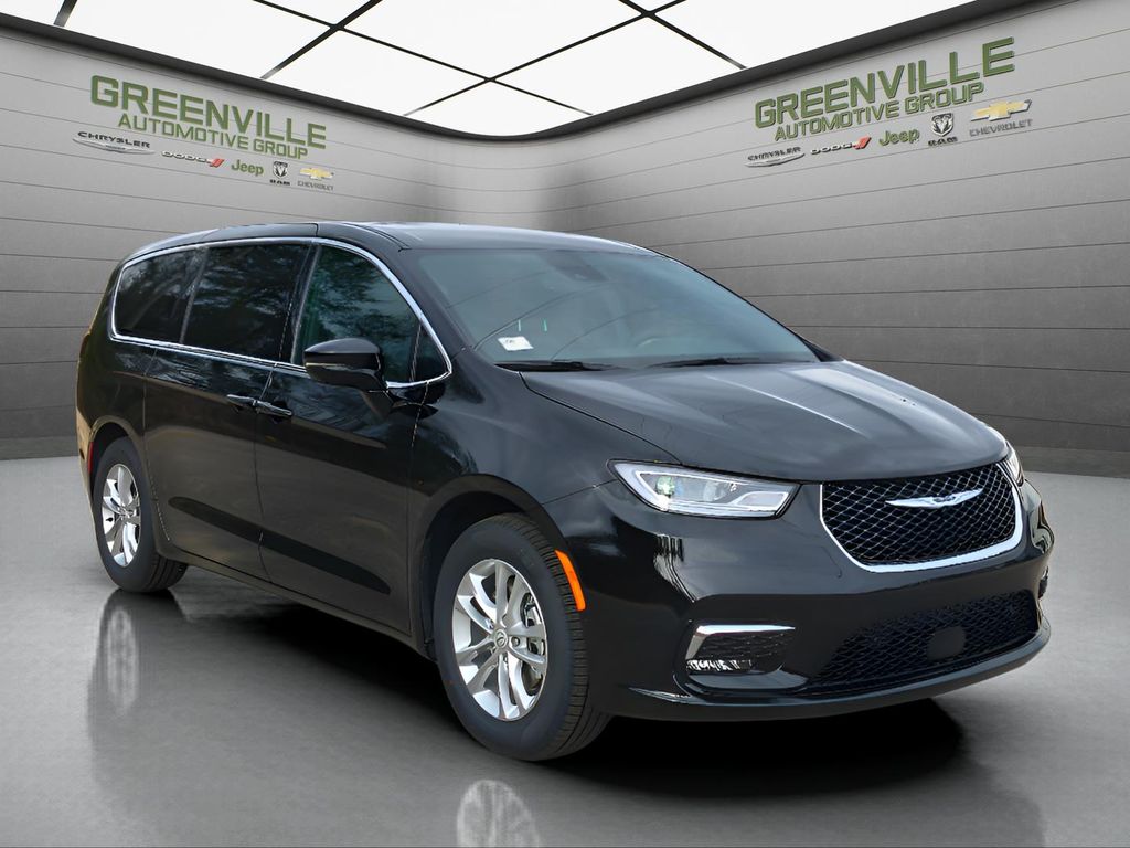 2026 Chrysler Pacifica Select - Diamond Black Crystal Pearlcoat exterior view 10