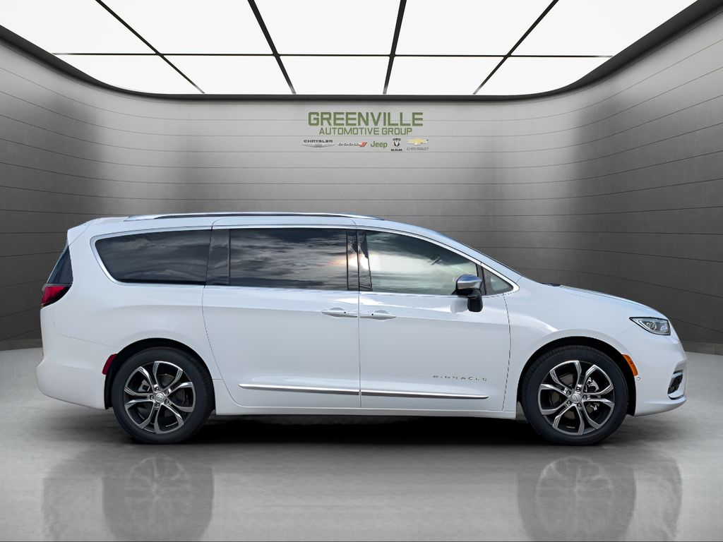 2026 Chrysler Pacifica Pinnacle - Bright White Clearcoat exterior view 10