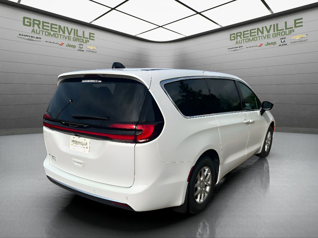 2027 Chrysler Pacifica Select - Bright White Clearcoat exterior view 5