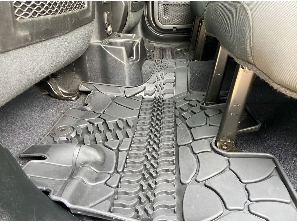 2019 Jeep Wrangler Rubicon - Granite Crystal Metallic Clearcoat exterior view 15