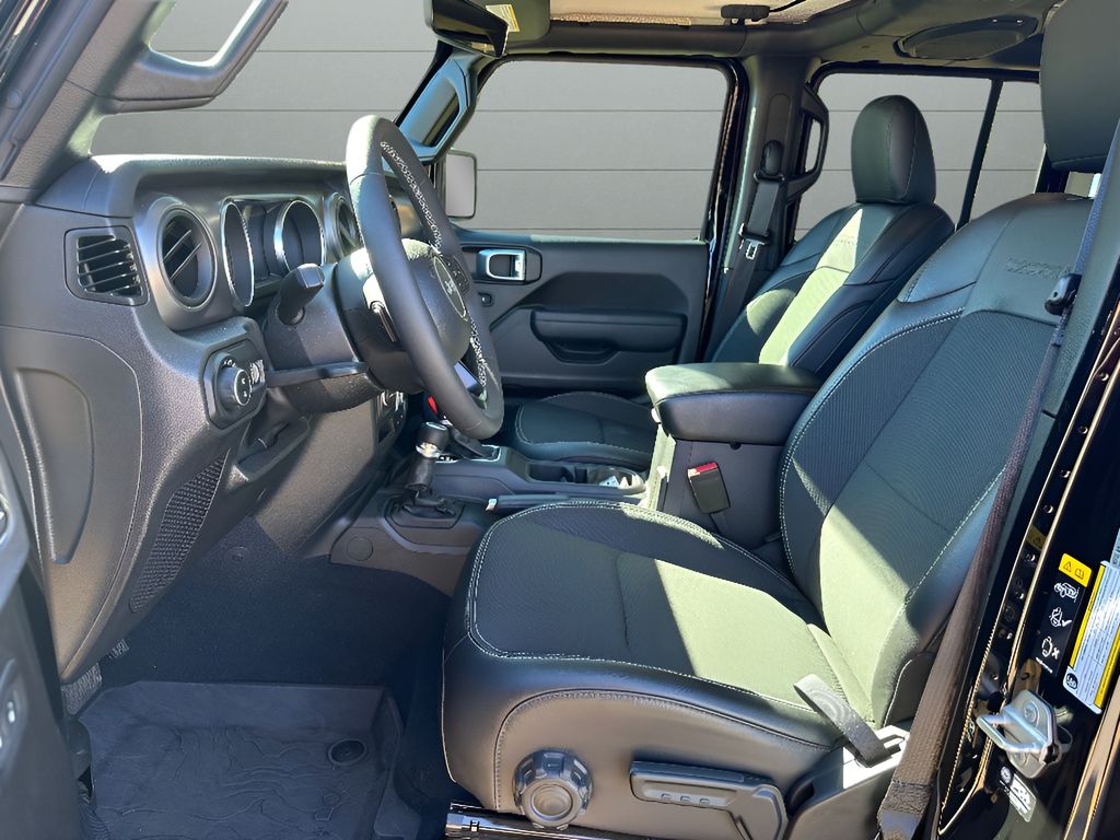 Used 2023 Jeep Gladiator Freedom