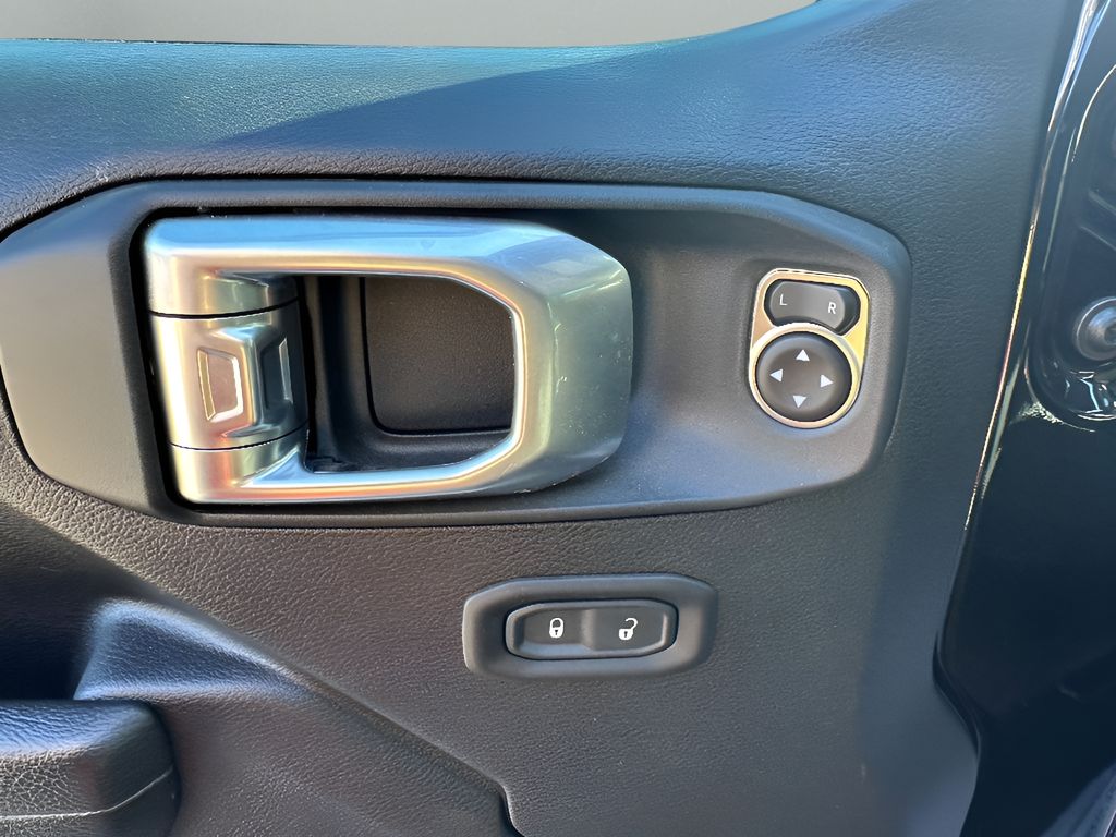 Used 2023 Jeep Gladiator Freedom