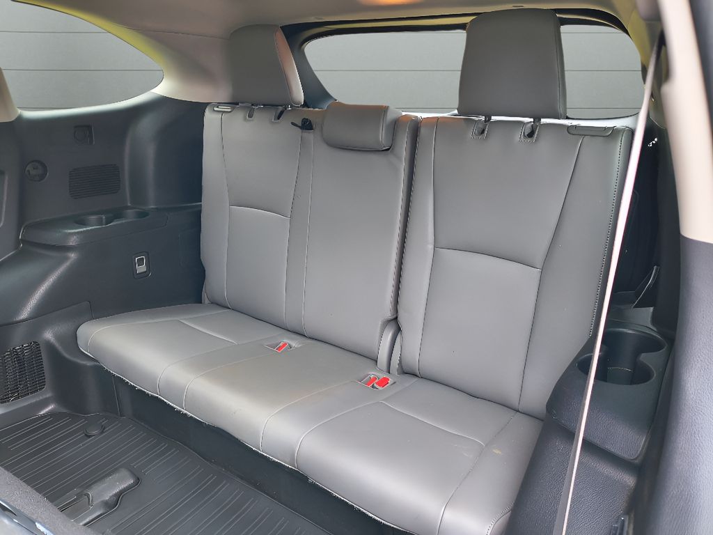 Used 2023 Toyota Highlander Limited