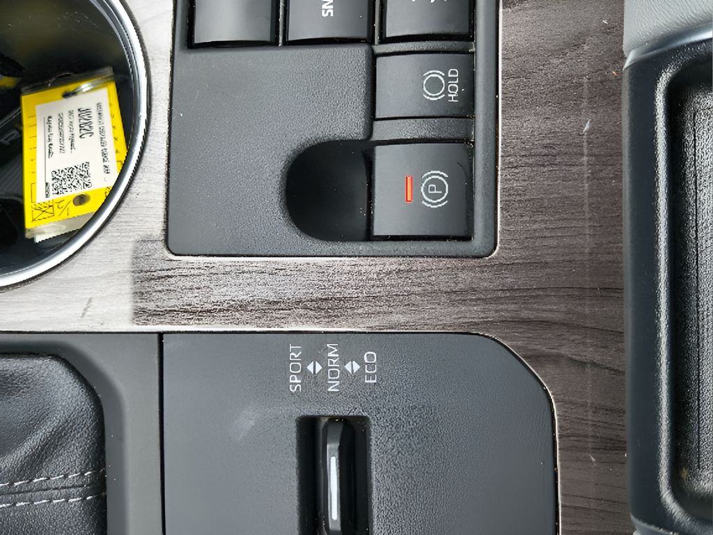 Used 2023 Toyota Highlander Limited