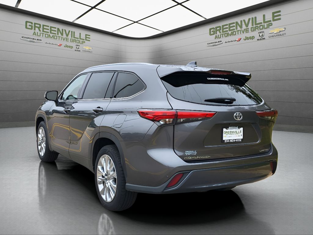 2023 Toyota Highlander Limited - Magnetic Gray Metallic exterior view 5