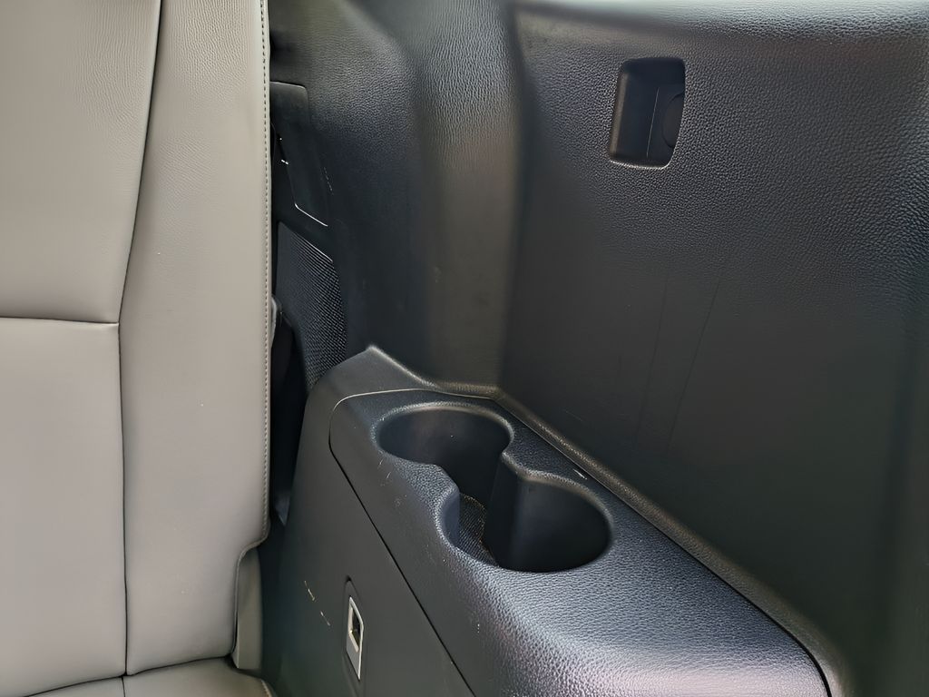 Used 2023 Toyota Highlander Limited