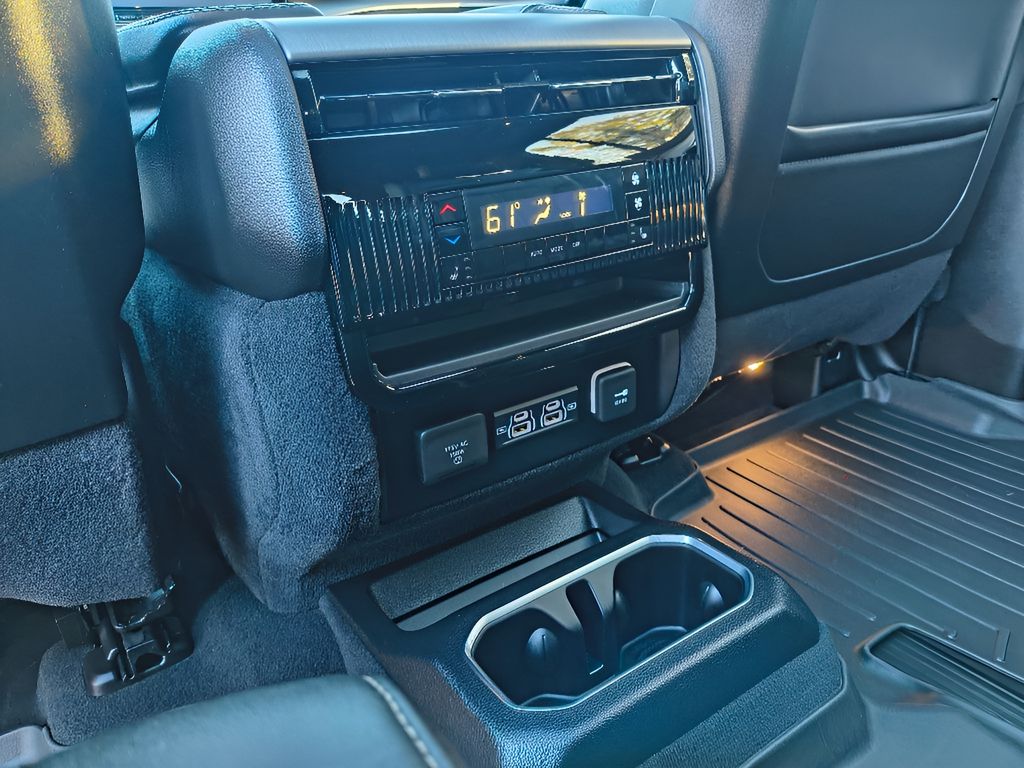 Used 2024 Jeep Wagoneer Series II Carbide