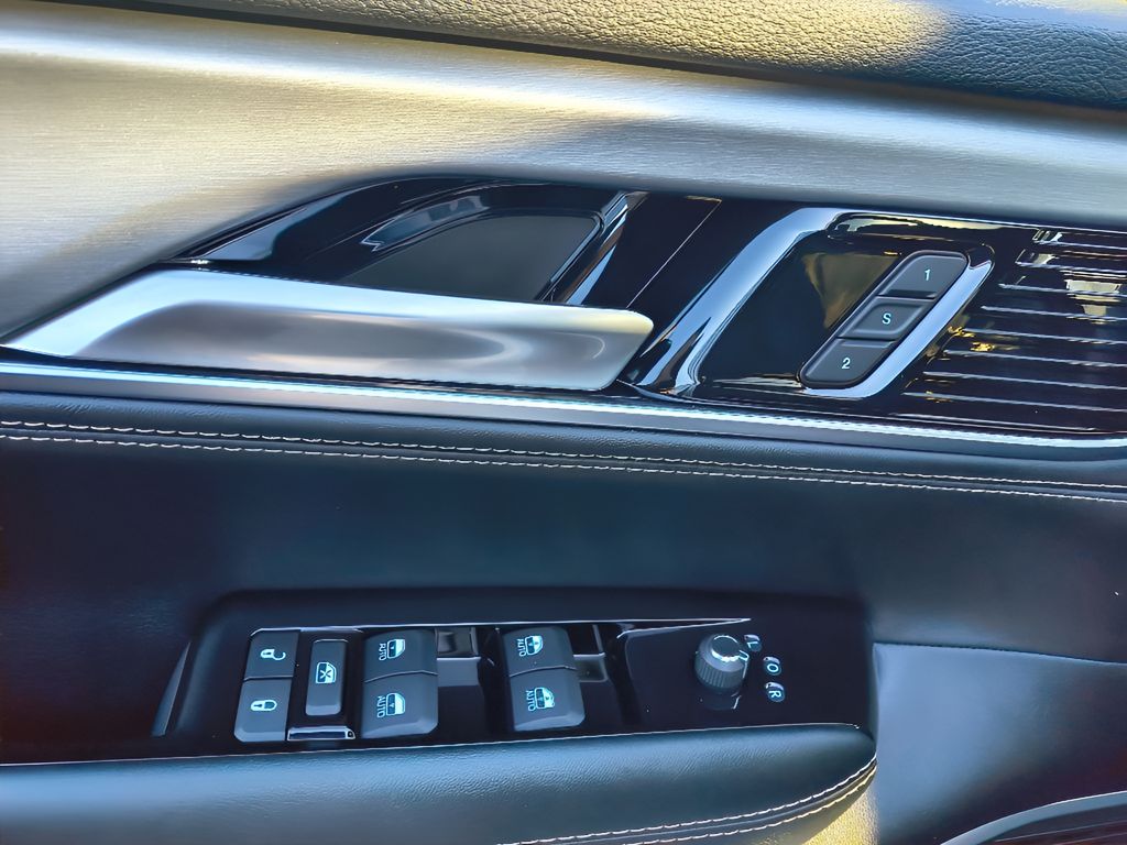 2024 Jeep Wagoneer Series II Carbide - Bright White Clearcoat exterior view 15