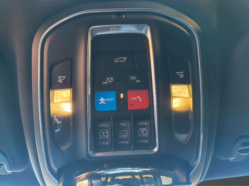 Used 2024 Jeep Wagoneer Series II Carbide