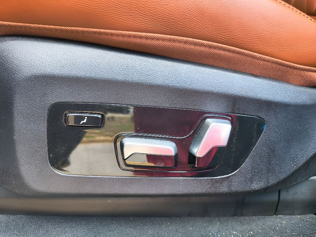 Used 2022 BMW X7 M50i