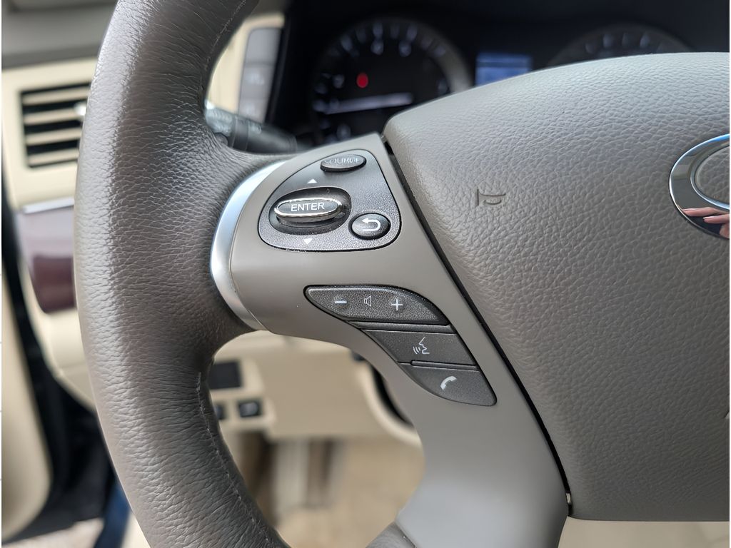 2019 INFINITI Q70 3.7 LUXE - Hermosa Blue exterior view 17