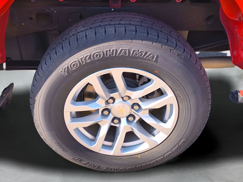 2020 Chevrolet Silverado 1500 - Red Hot exterior view 3