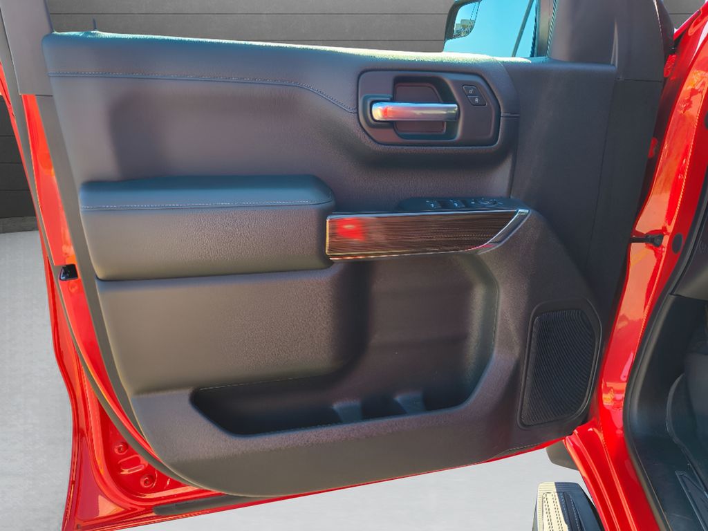 2020 Chevrolet Silverado 1500 - Red Hot exterior view 16