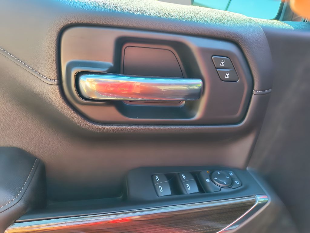 2020 Chevrolet Silverado 1500 - Red Hot exterior view 15