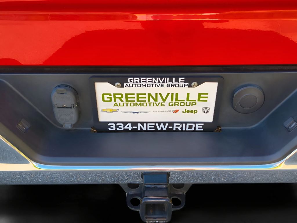 2020 Chevrolet Silverado 1500 - Red Hot exterior view 7