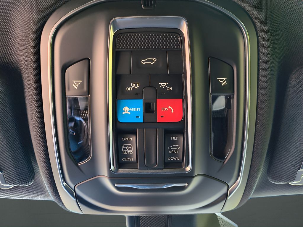 New 2025 Jeep Grand Cherokee Altitude X