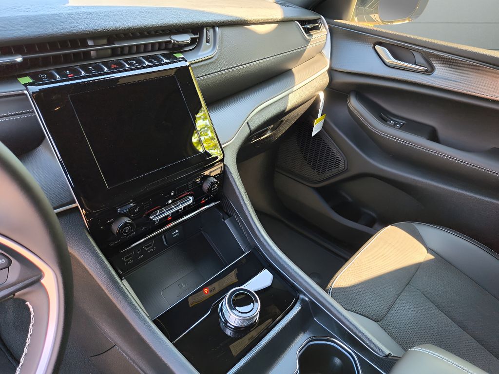 New 2025 Jeep Grand Cherokee Altitude X