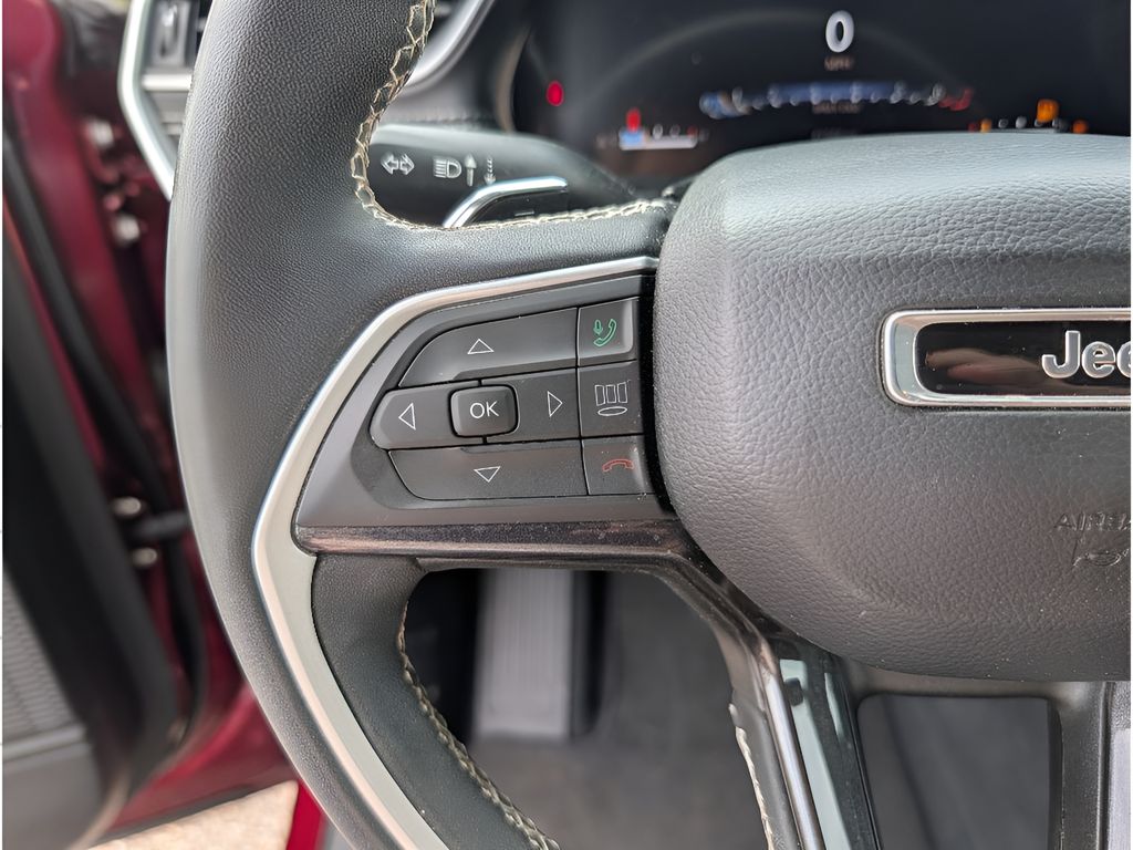 2023 Jeep Grand Cherokee Altitude - Velvet Red Pearlcoat exterior view 16