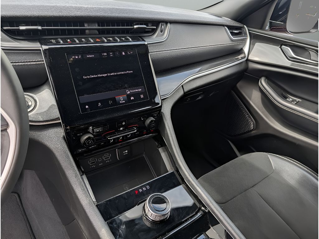 2023 Jeep Grand Cherokee Altitude - Velvet Red Pearlcoat exterior view 19