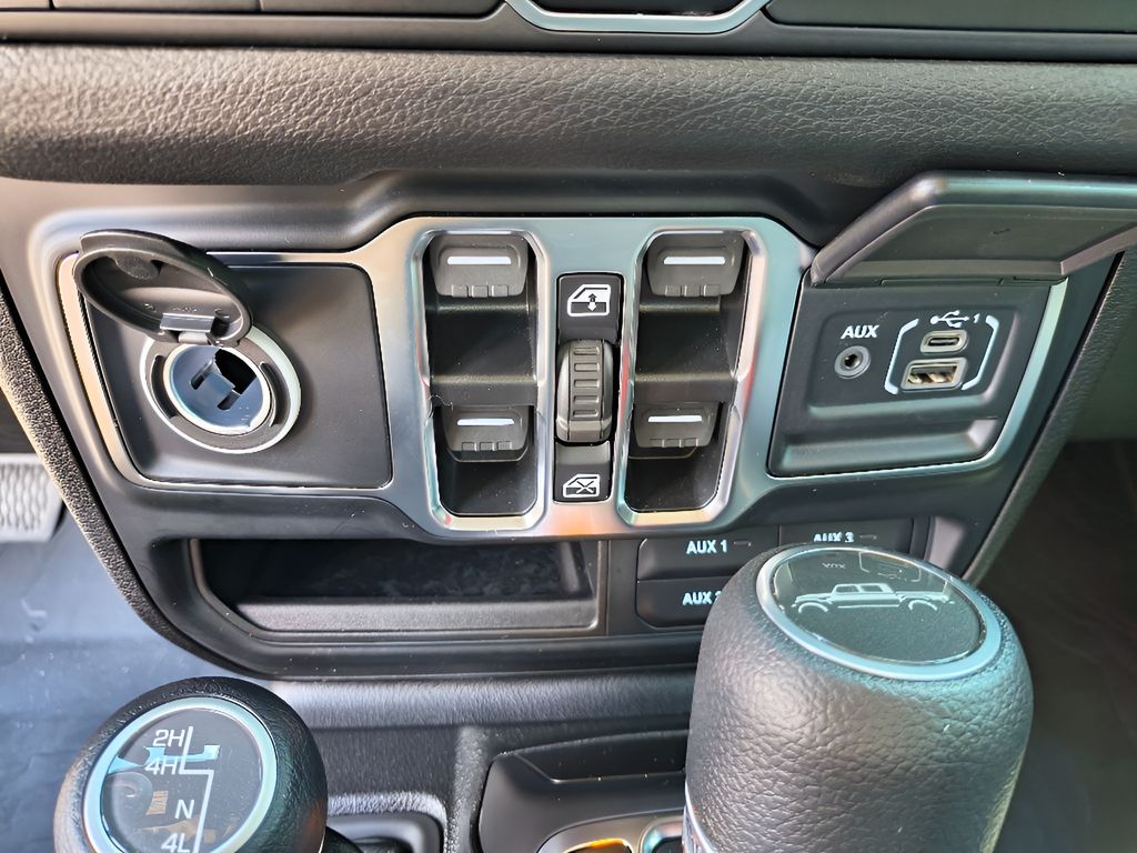 2024 Jeep Gladiator Sport S - Granite Crystal Metallic Clearcoat exterior view 18