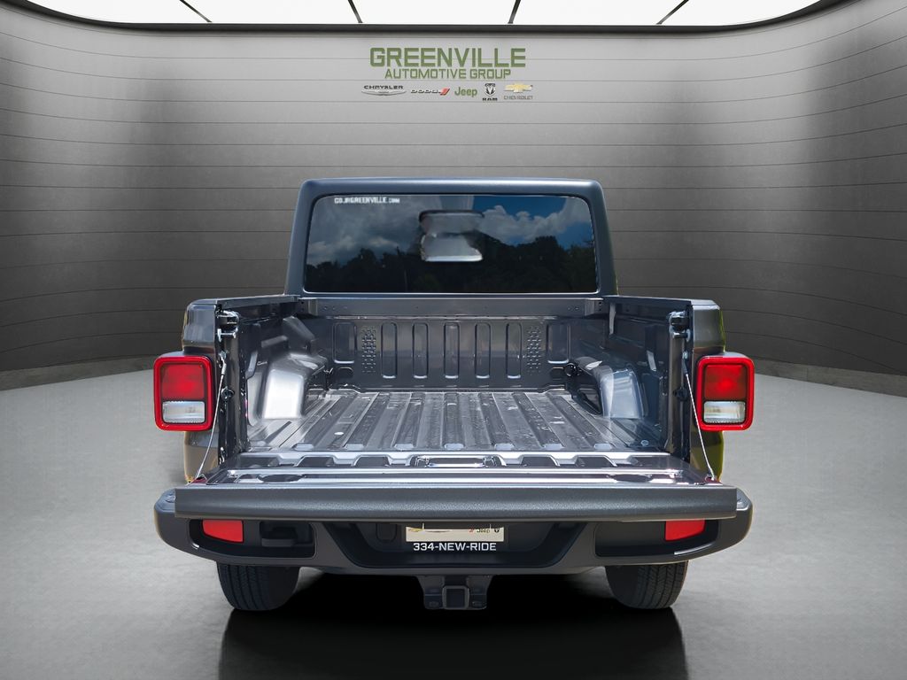 Used 2024 Jeep Gladiator Sport S