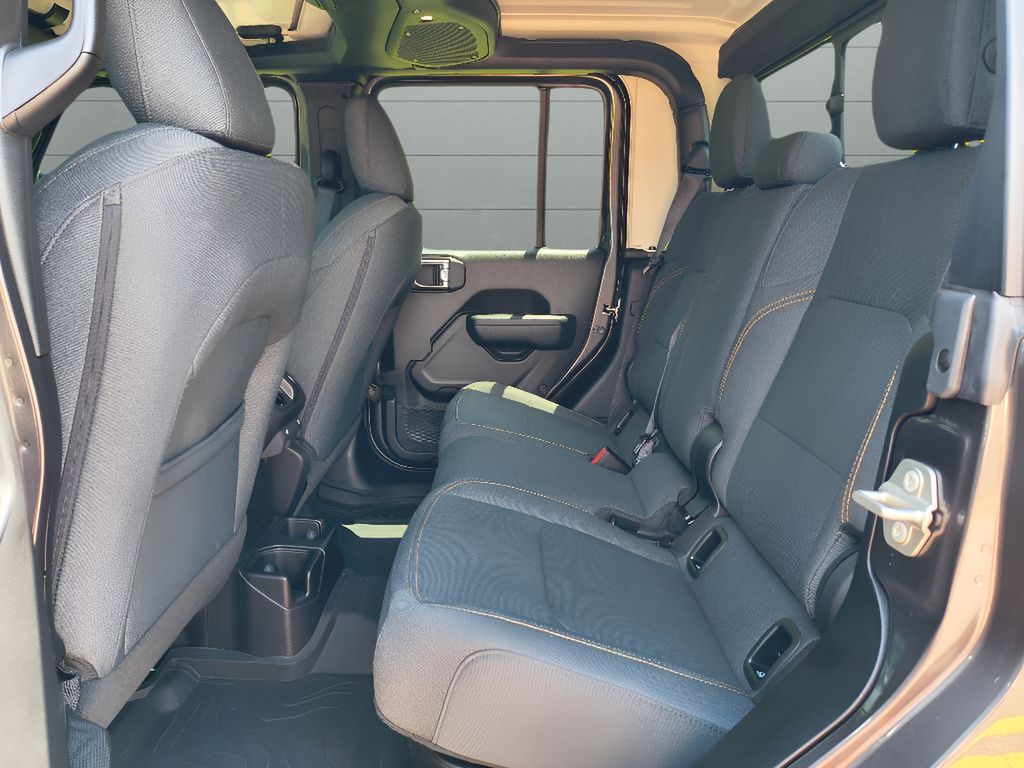 Used 2024 Jeep Gladiator Sport S