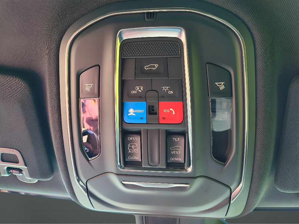 New 2025 Jeep Grand Cherokee L Laredo X