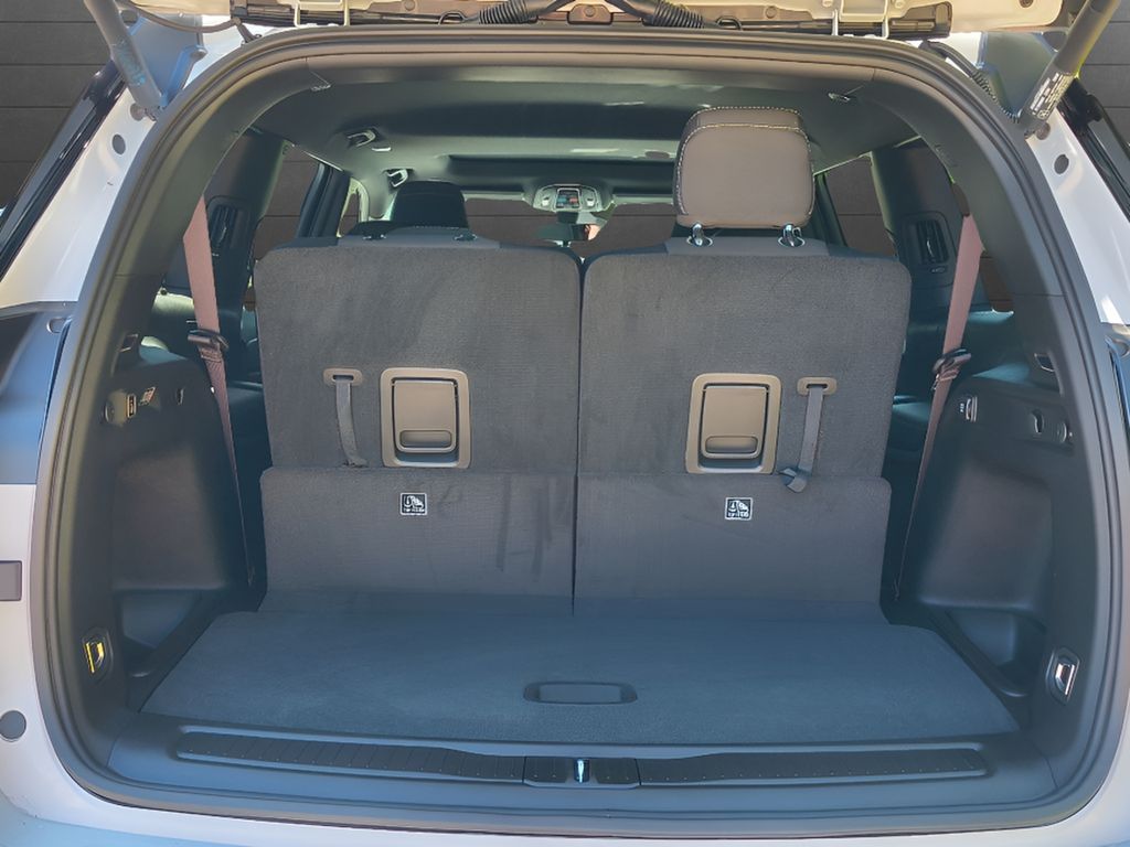 New 2025 Jeep Grand Cherokee L Laredo X