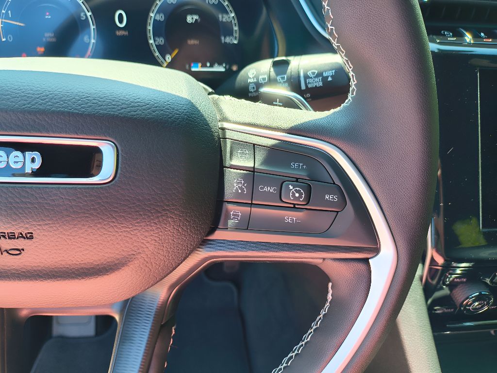 New 2025 Jeep Grand Cherokee L Laredo X