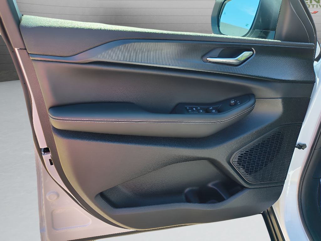 New 2025 Jeep Grand Cherokee L Laredo X