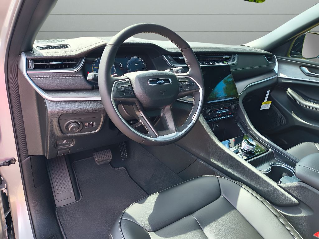 New 2025 Jeep Grand Cherokee L Limited