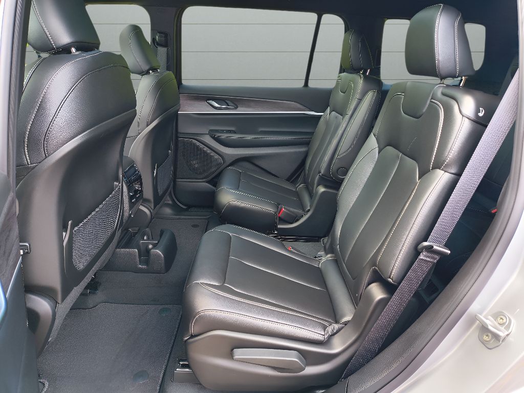 New 2025 Jeep Grand Cherokee L Limited