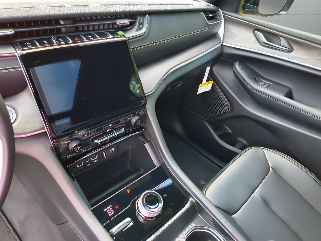 New 2025 Jeep Grand Cherokee L Limited