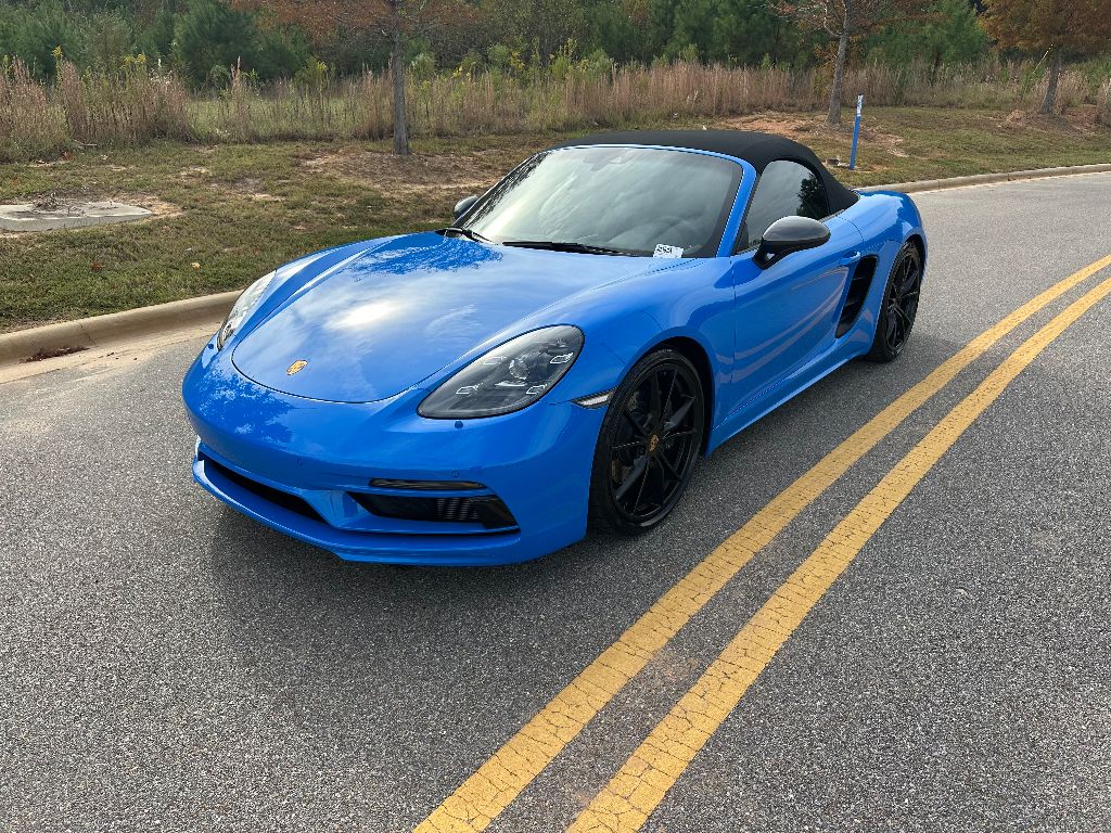 2022 Porsche 718 Boxster