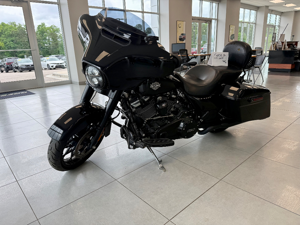 2021 Harley-Davidson FLHXS