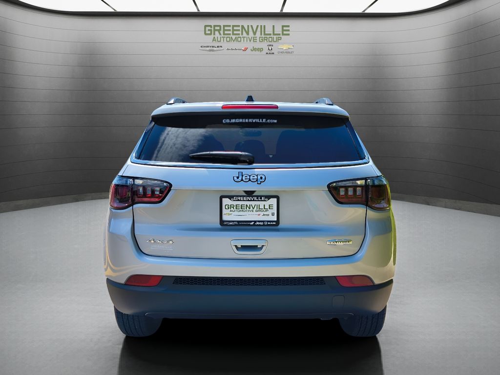 New 2025 Jeep Compass Latitude