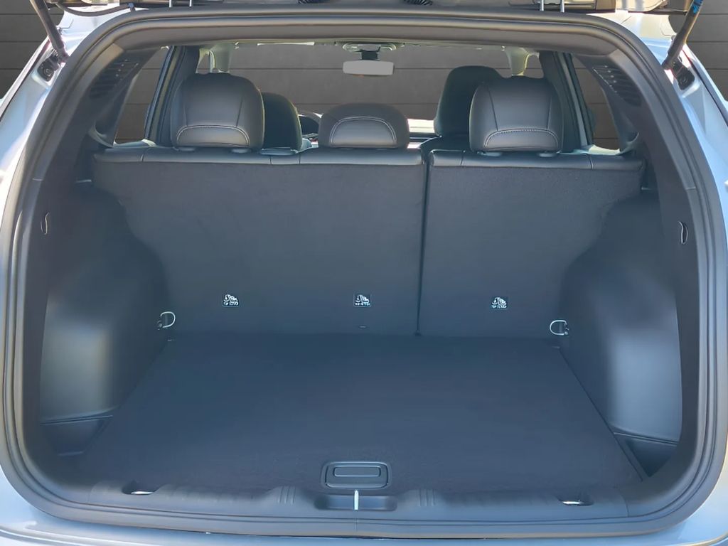 New 2025 Jeep Compass Latitude